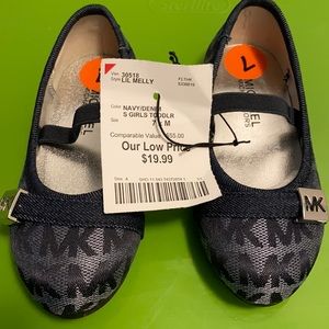 New Michael Kors toddler shoe size 7c